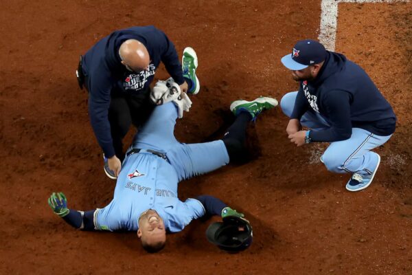 Springer ‘feeling better’ ahead of Game 6 of ALCS between Blue Jays and Mariners