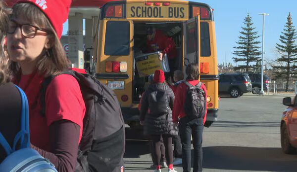 Teachers and supporters gather in Alberta education minister’s riding as back-to-work legislation looms